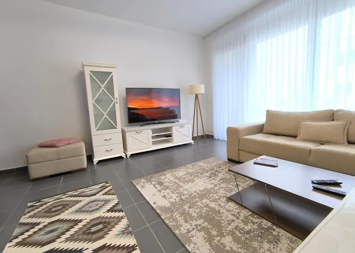 아파트 Tale Sunset